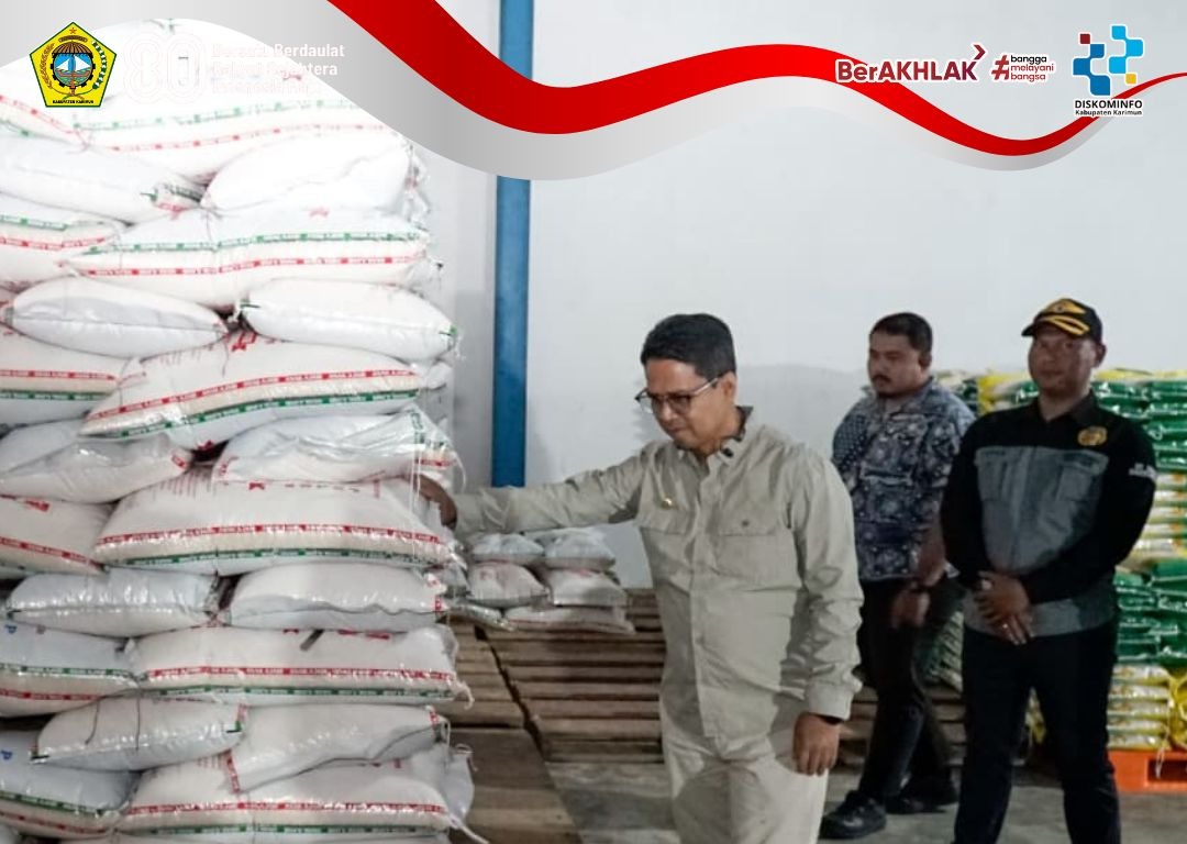Bupati Karimun Meninjau Langsung Ketersediaan Beras di Gudang Bulog Karimun