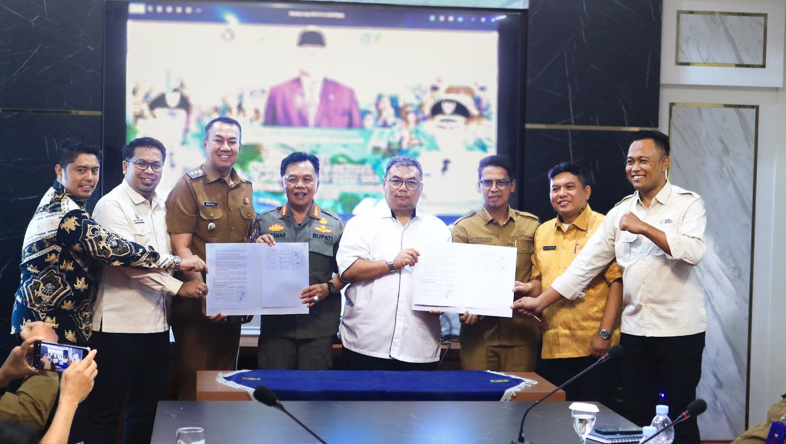  Hadir di Pra SOSEK MALINDO Meranti, Bupati Karimun Dorong Penerbitan Special Pass bagi Pekerja Perbatasan
