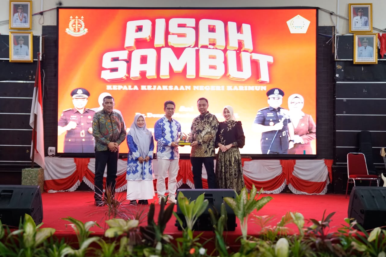  Perkuat Sinergi di Bumi Berazam, Pemkab Karimun Lepas Dr. Denny Wicaksono dan Sambut Kajari Baru