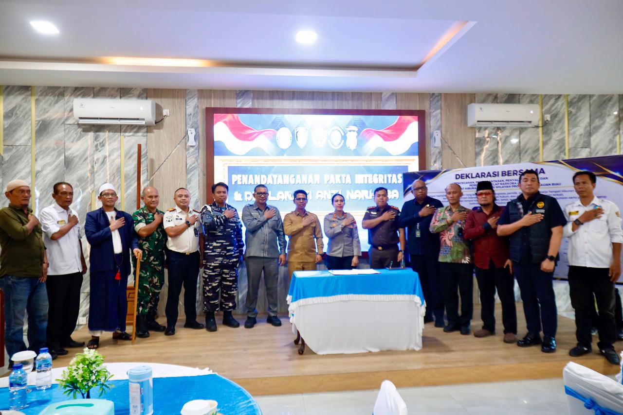 Bupati Karimun Apresiasi Kinerja BNN dan Tegaskan Komitmen Bebas Narkoba Melalui Deklarasi Bersama Pengelola Tempat Hiburan Malam