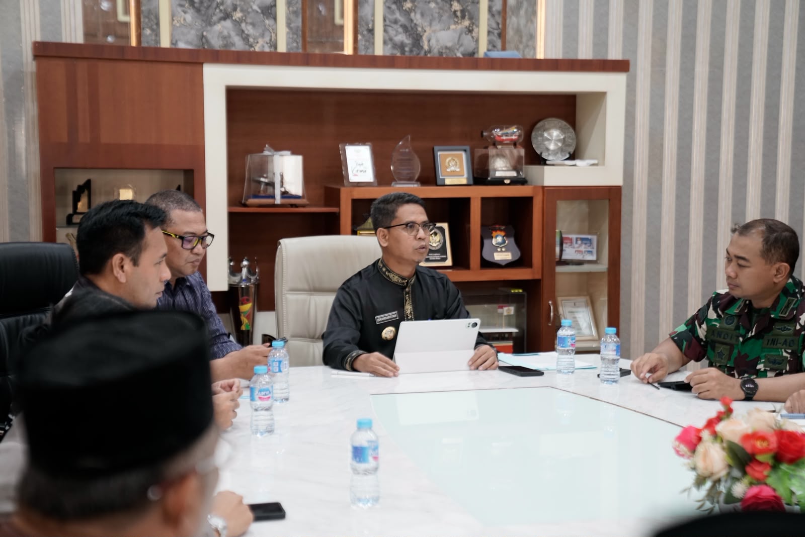 Bupati Karimun Ing. H. Iskandarsyah Jamin Pasokan BBM Pulau Terluar, Kebut Pembangunan SPBU Satu Harga